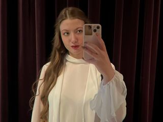 cybersex chat room MeridethYaffe