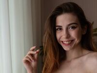 naked camgirl picture MikiPekeris