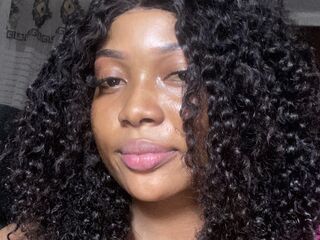 live sex webcam MyerLucian