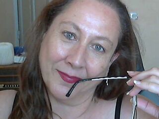 chat room live show MyriamLevieux