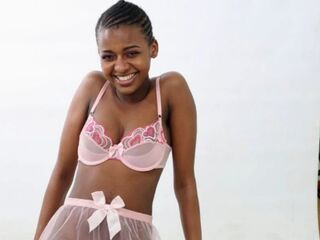 cam hooker NaomiBrookes