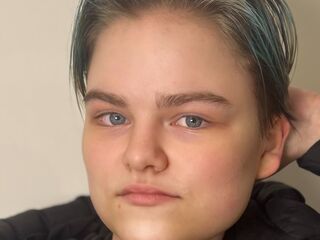 free live webcam chat NilaPerine