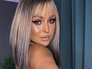 hot cam girl masturbating with dildo PatriciaSpice