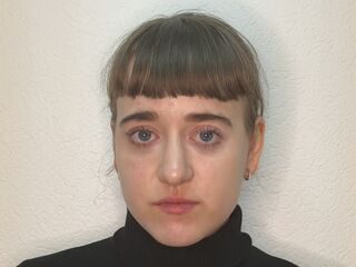 hot camslut QianaWhiston