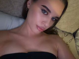 camgirl video chat room RhiannonJumper