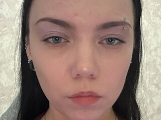 camgirl masturbating RoniRopes