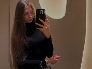 naked cam girl masturbating RoxanneSpector
