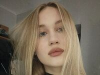 kinky cam SadieTandon