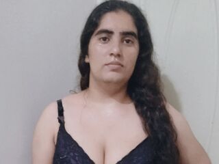 naked webcamgirl SafinaAngel