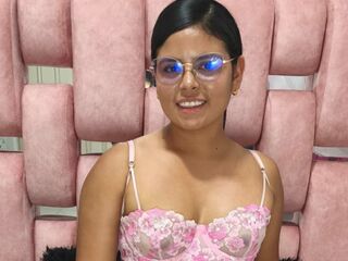 livesex SalomeHarman