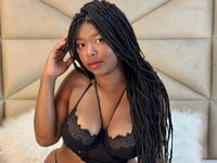 naked cam girl masturbating with vibrator SerenaCaruso