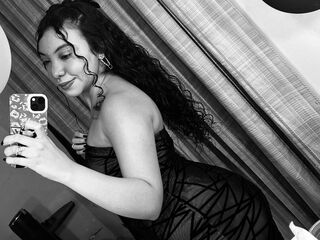 webcam strip tease show SharonBlairr