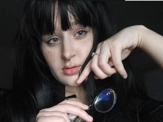 cam strip tease SonyaDew