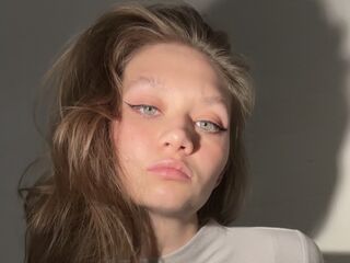 naked camgirl TawanaHyers