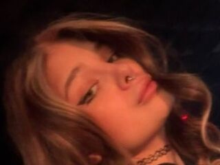 free adult cam ViolaKerelina