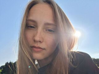 nude webcamgirl picture WanitaLoeppky