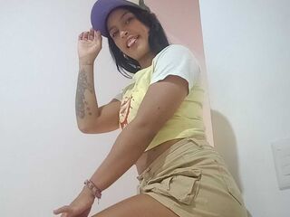 camwhore shaving pussy YuliFernanda