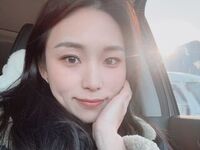 camslut showing tits ZhiYue