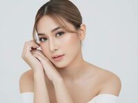 MiyakaHitomi
